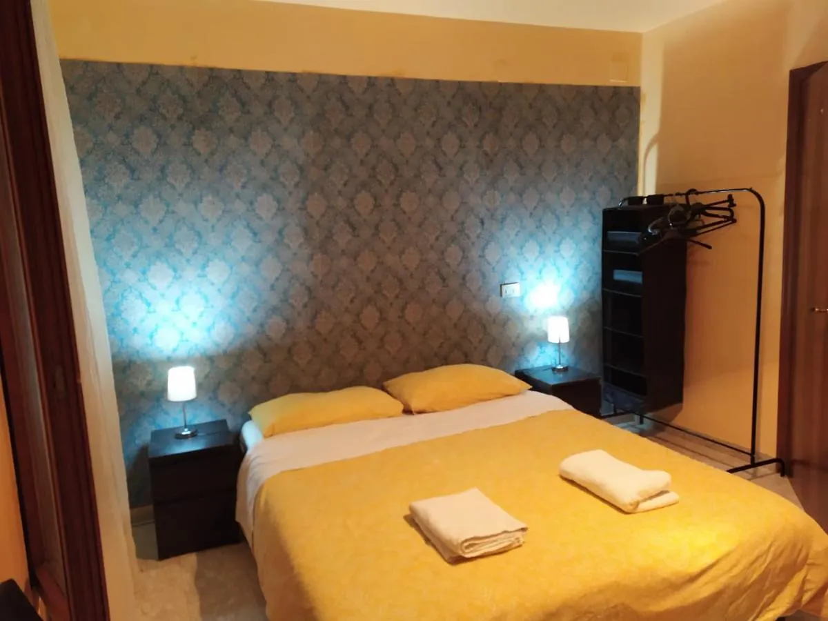 Two Steps From Rialto Bridge Otel Venedik 0*,