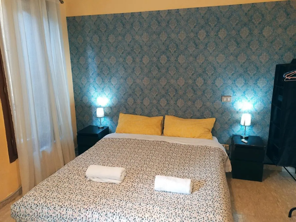 Konukevi Two Steps From Rialto Bridge Otel Venedik İtalya