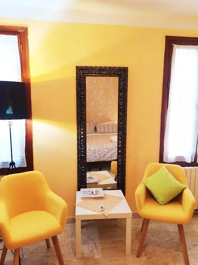 Guest house Two Steps From Rialto Bridge Hotel Venice
